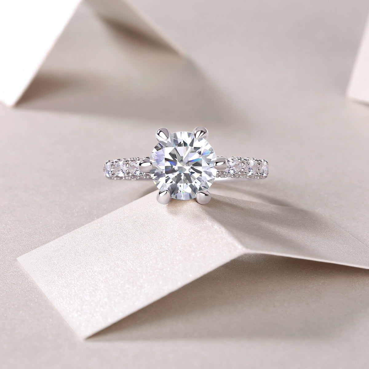Lady Luck Diamond Ring Luxury Fashion Moissanite Silver Ring