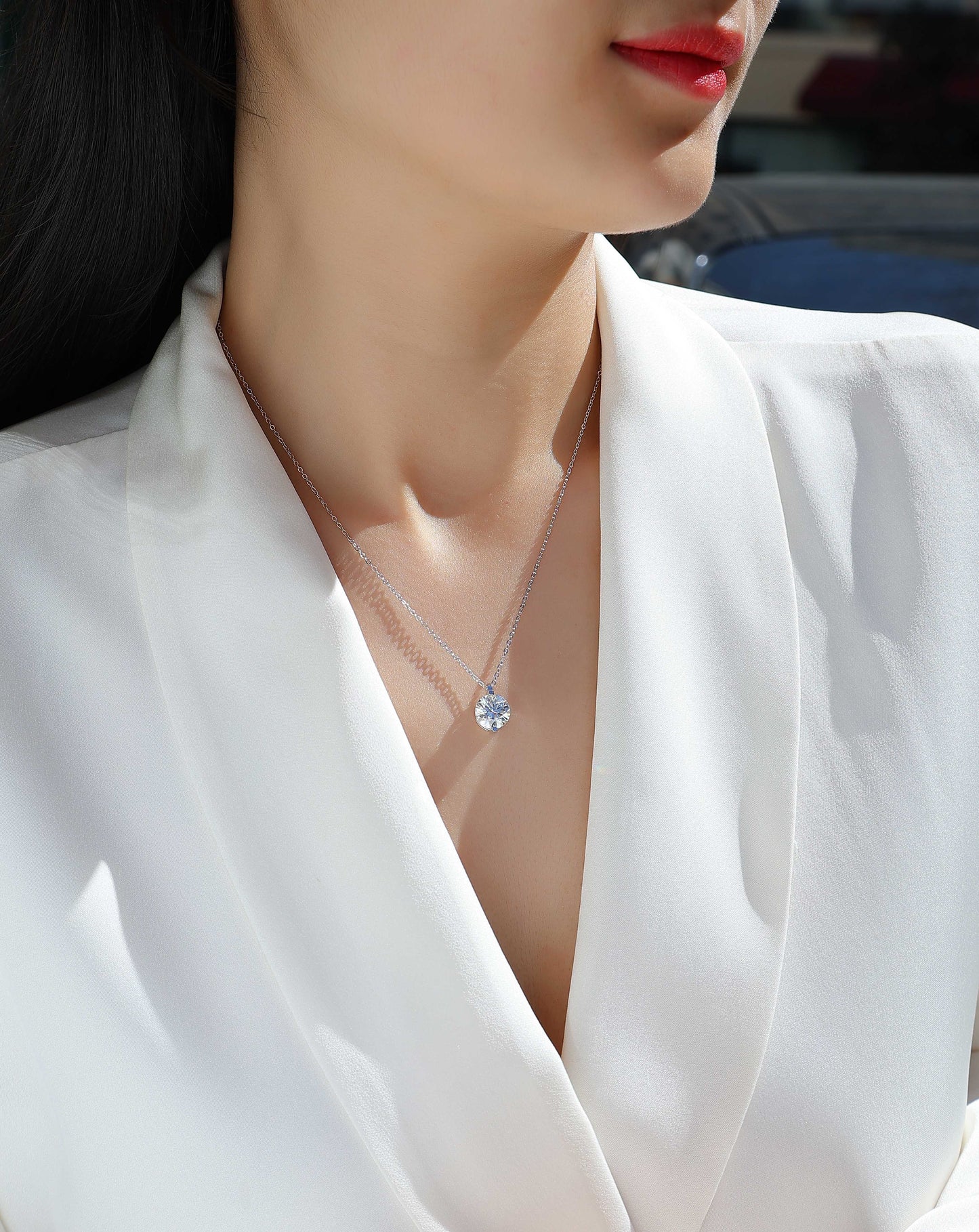 Fashionable And Luxurious Moissanite Diamond Pendant Necklace